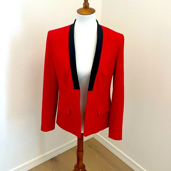 Vince Camuto Red Blazer with Contrast Lapel - Picture 4 of 6